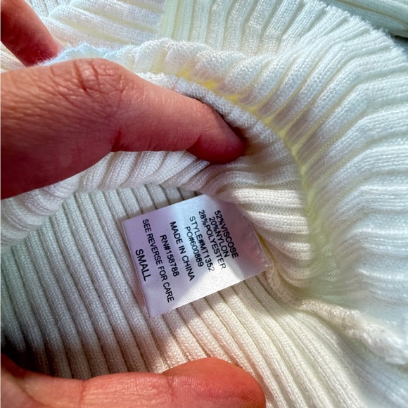 Mable Ribbed Knit Mock Neck Cropped Sweater White Small Scallop Hem Coquette - Picture 5 of 8